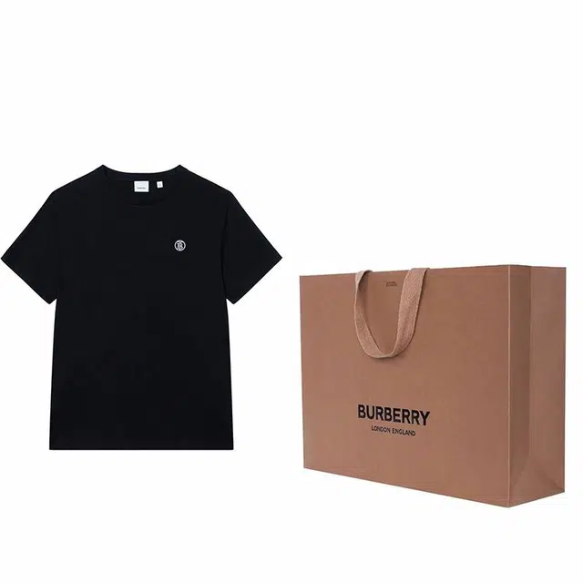 Burberry SS22 T