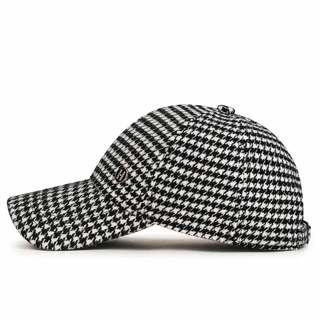 俞兆林 秋冬季韩版千鸟格亮钻字母百搭 涤纶 鸭舌帽 女款 黑色/咖啡色/米色