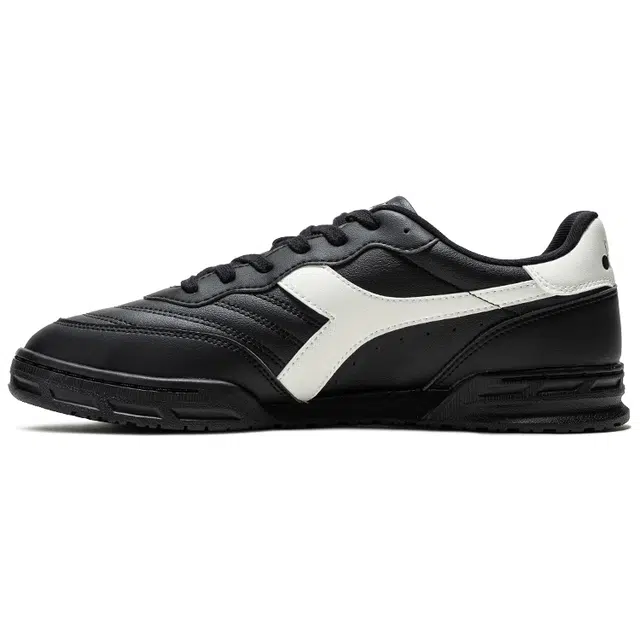 diadora LOYAL