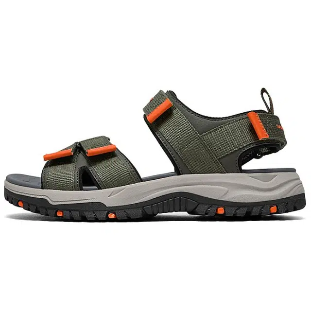Skechers LUXE FOAM