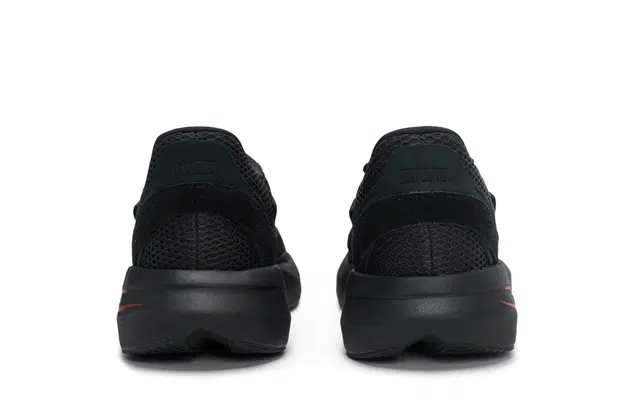 adidas LIGHTBLAZE 811