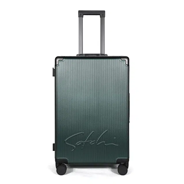 Satchi PC 24