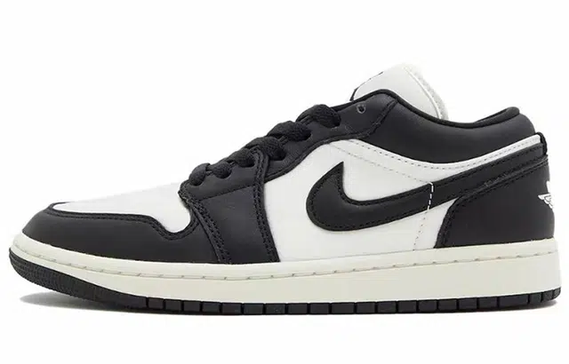 Jordan Air Jordan 1 "Panda" EIGHT