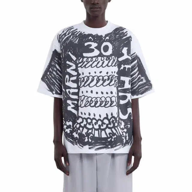 MARNI T