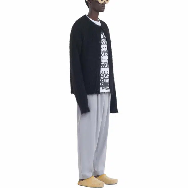 MARNI T