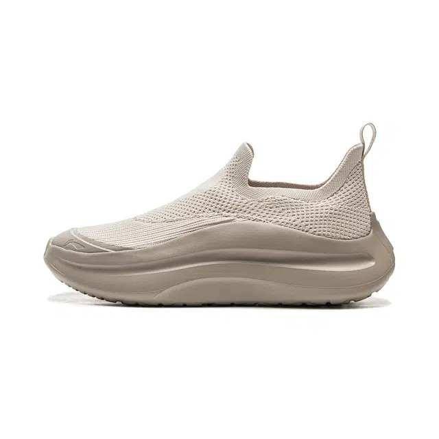 LiNing slip on
