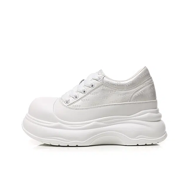AQUASCUTUM