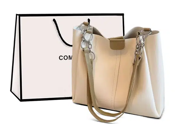 COMELY Tote