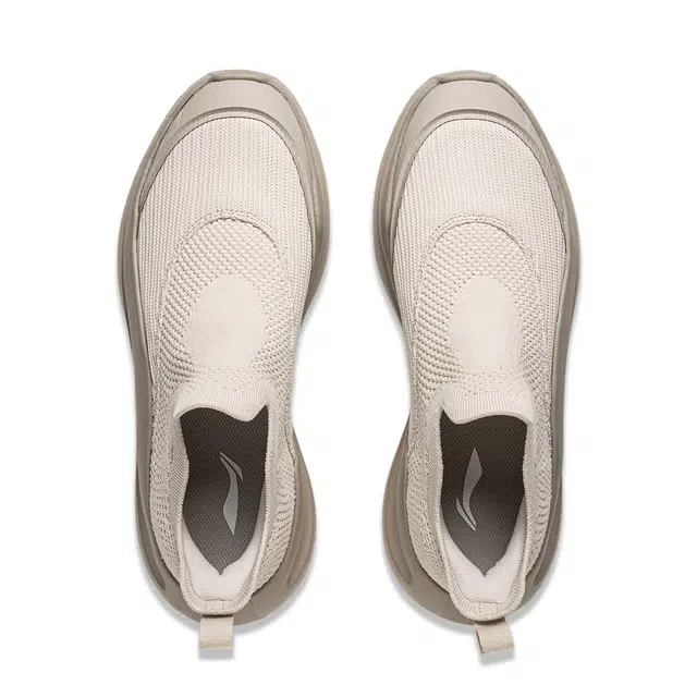LiNing slip on