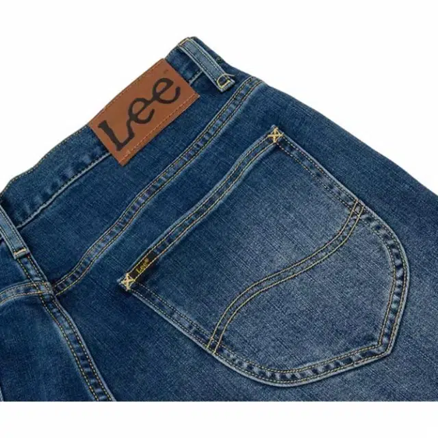 Lee