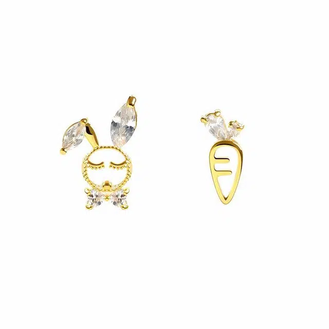 前方大荒野 镶钻兔子胡萝卜璀璨闪亮不对称镂空时尚小众设计轻奢高级感甜美可爱少女心精致小巧时髦个性 合金 耳钉 女款