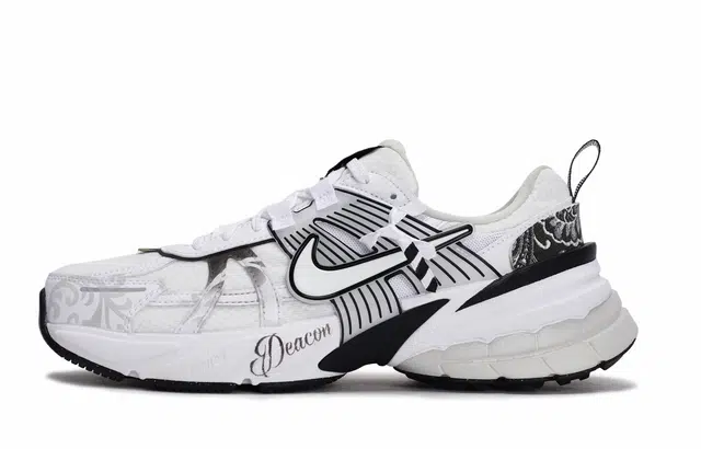 Nike V2K Run 811
