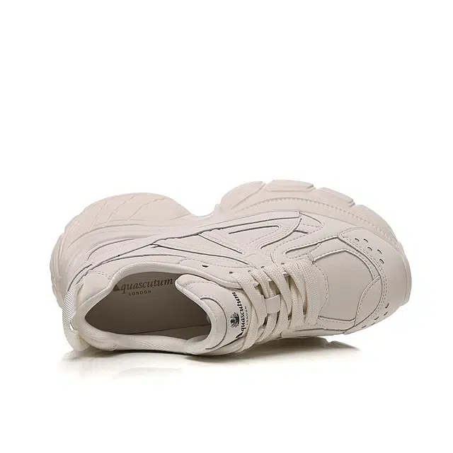 AQUASCUTUM