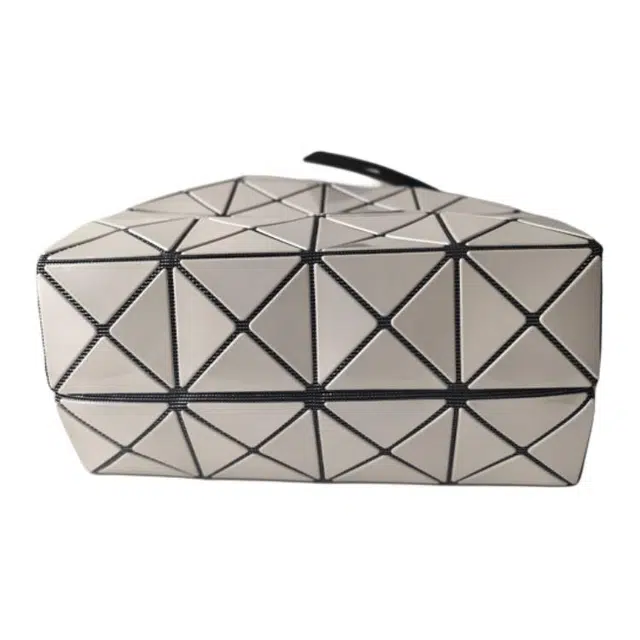 ISSEY MIYAKE CARAT
