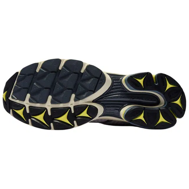 Saucony ProGrid Triumph 4