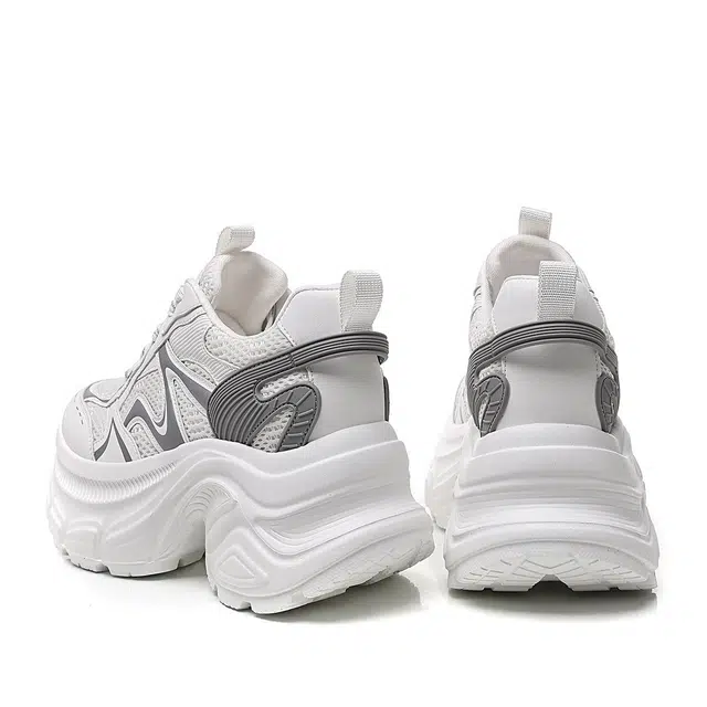 AQUASCUTUM