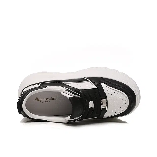 AQUASCUTUM
