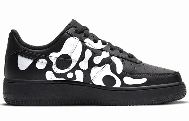 Nike Air Force 1 triple black TCO