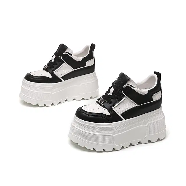 AQUASCUTUM