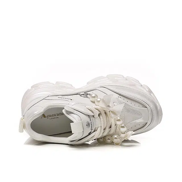 AQUASCUTUM