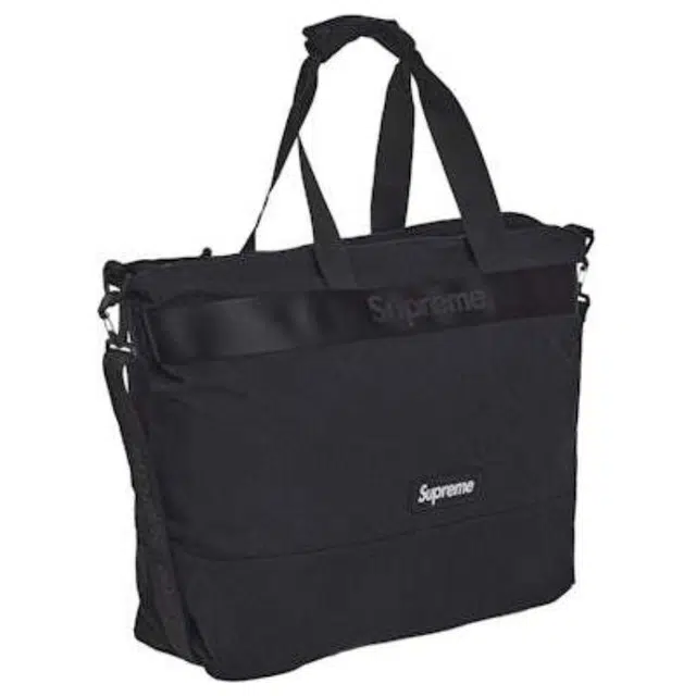 Supreme Tote