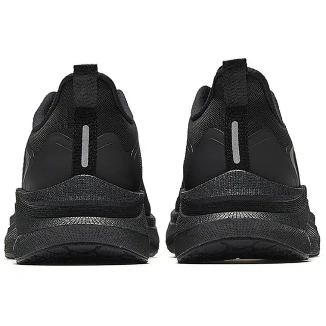 超级安踏 舒适潮流防滑耐磨 低帮 休闲跑步鞋 男款 基础黑