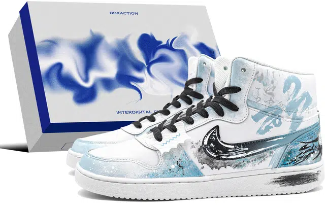 Nike EBERNON Mid