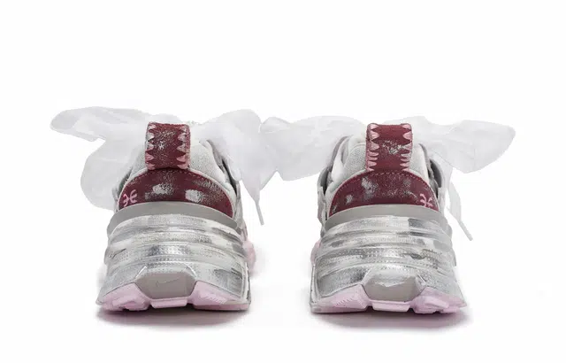 Nike V2K Run 811