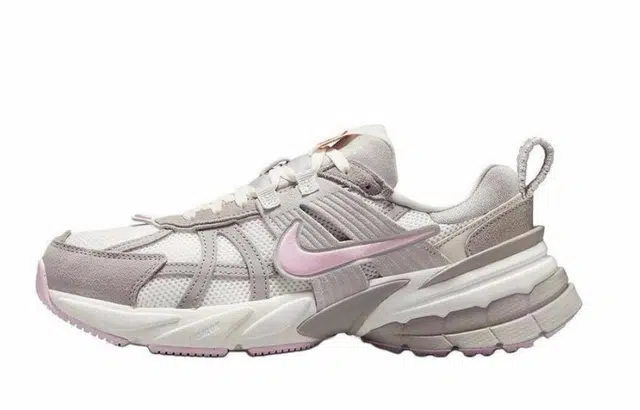 Nike V2K Run 811