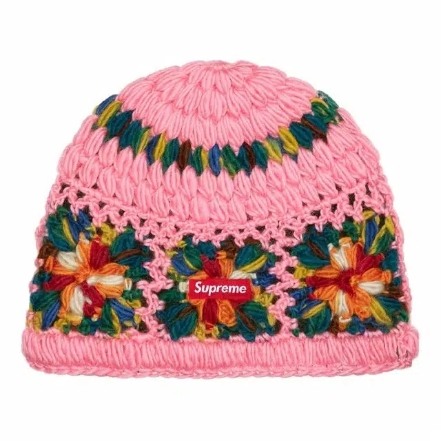 Supreme SS25 WEEK 1 Crochet Beanie