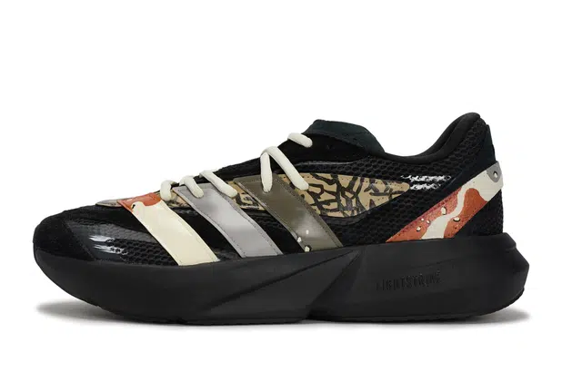 adidas LIGHTBLAZE 811