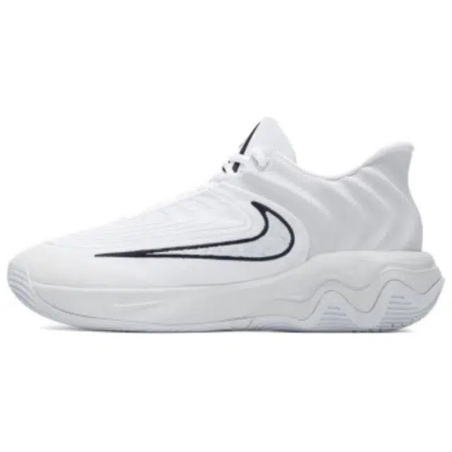 Nike Giannis Immortality 4