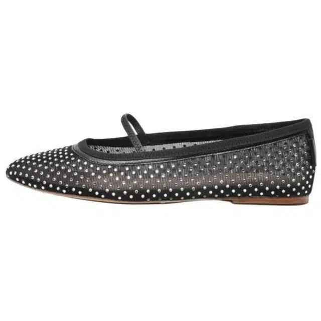 A.P.C Swan
