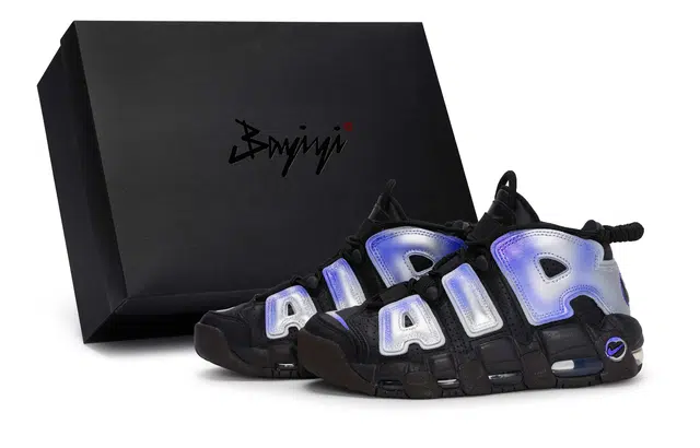 Nike Air More Uptempo 811