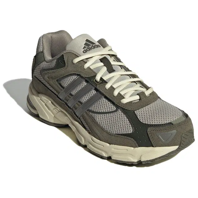 adidas RESPONSE CL