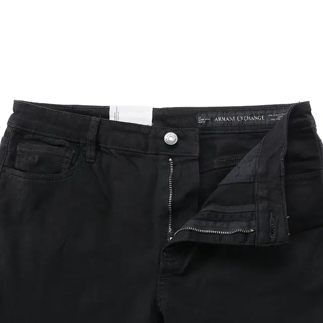 ARMANI EXCHANGEAE SS25 AX