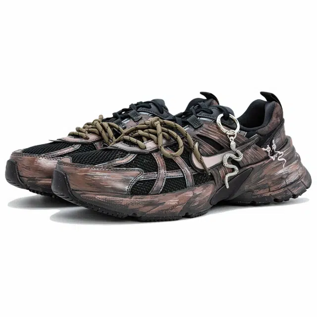 Nike V2K Run