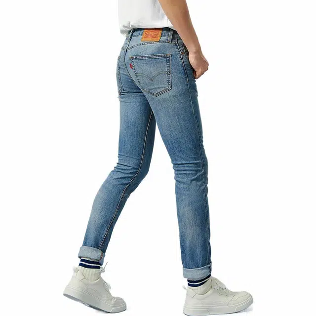 Levis