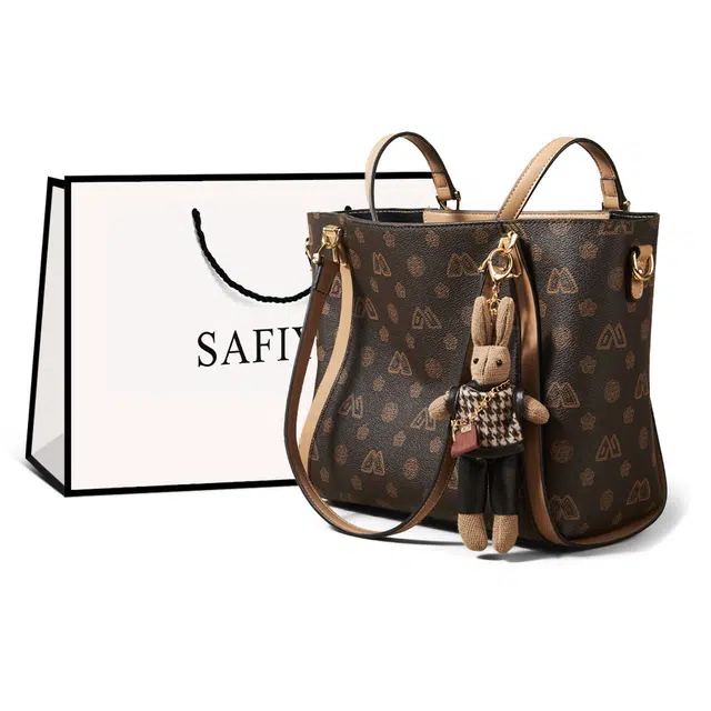 safiya PVC