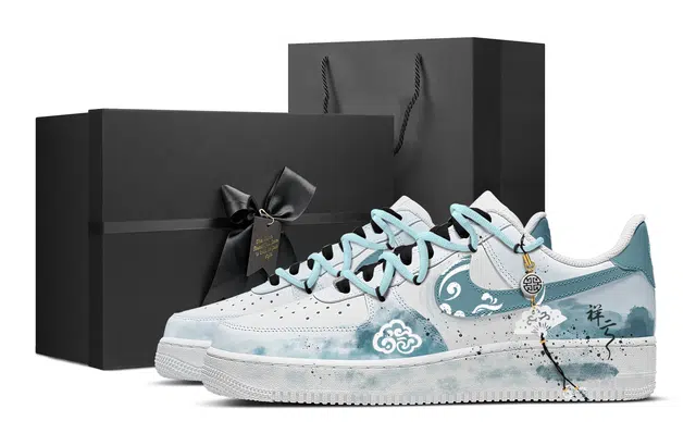 Nike Air Force 1 '07