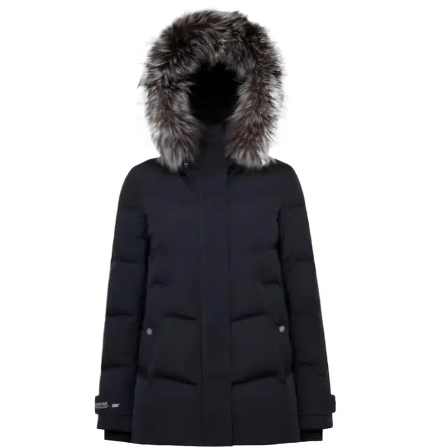 波司登 舒适贴肤经典轻盈长袖羽绒服 女款