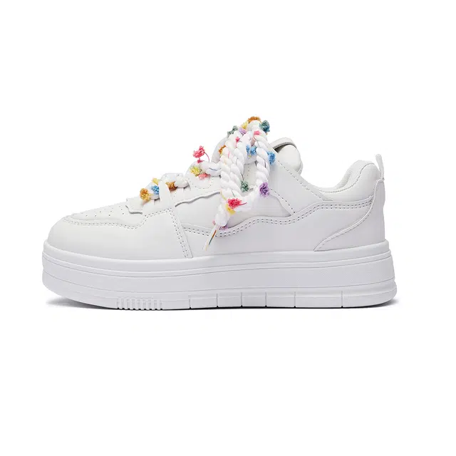 小鹿米利 休闲时尚 可爱彩虹豆 厚底 潮流百搭 增高防滑减震 低帮 板鞋 女 白色