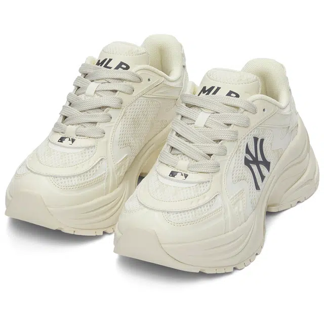 MLB Curve Runner Monogram