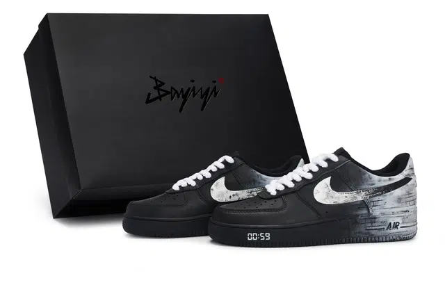 Nike Air Force 1 '07