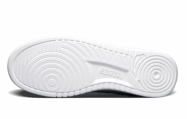 Anta 33