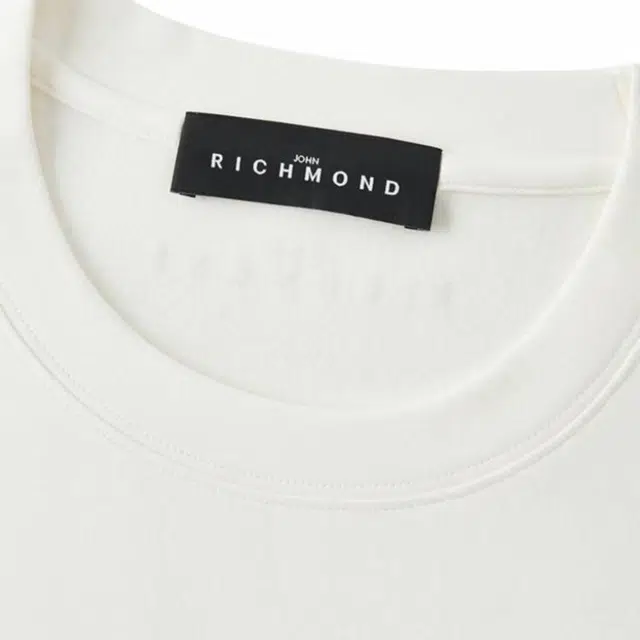 JOHN RICHMOND T