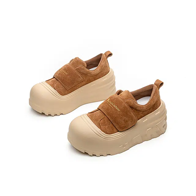 AQUASCUTUM