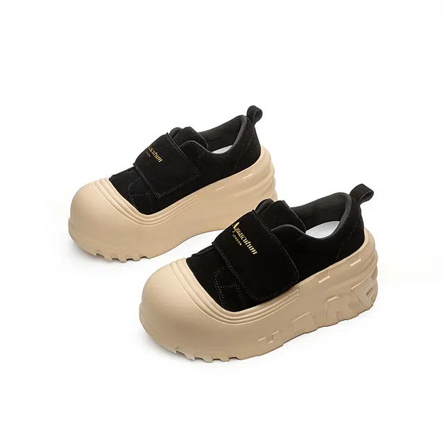 AQUASCUTUM