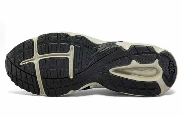 Mizuno SPARK CN