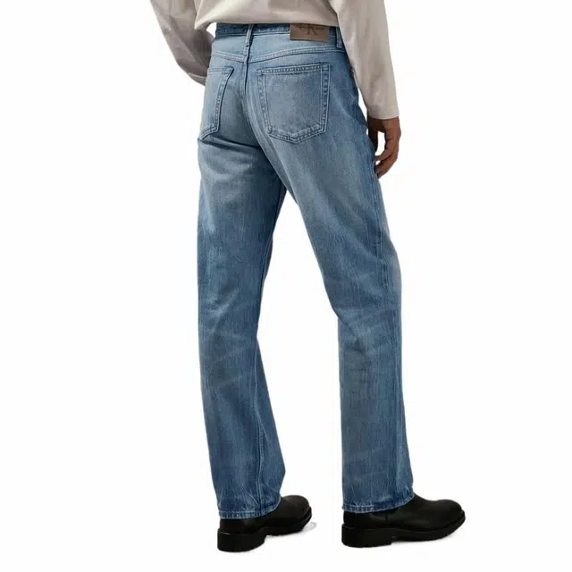 CALVIN KLEIN